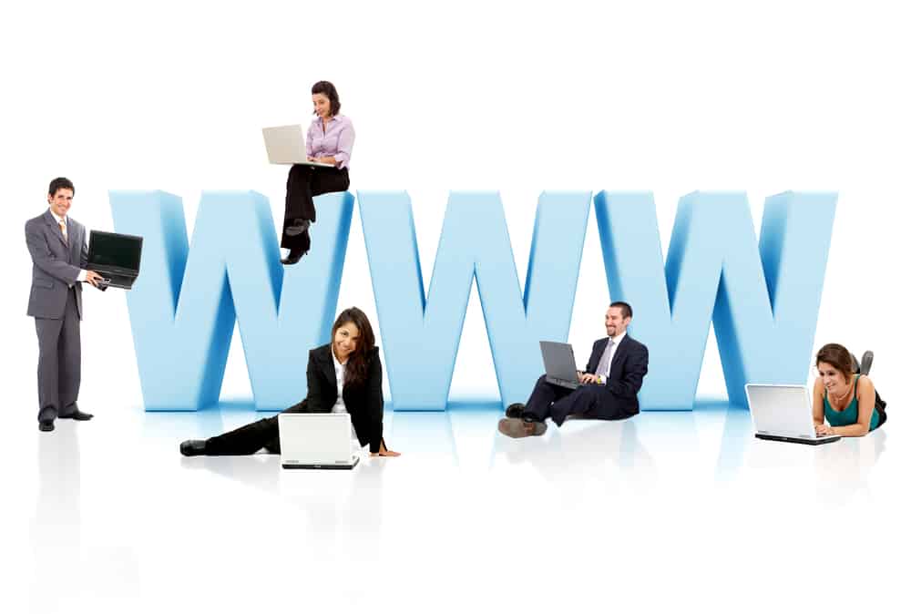 Kaj je spletna domena