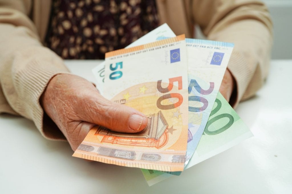 Učinkovite strategije za odplačevanje dolgov Učinkovite strategije za odplačevanje dolgov