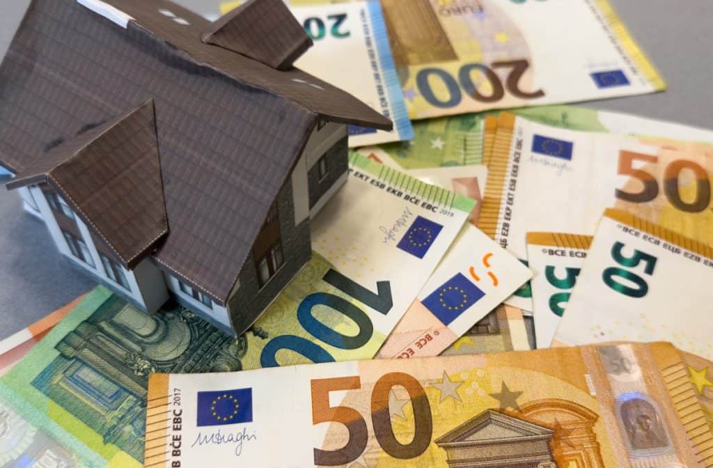 Vpliv gospodarskih trendov na osebne finance Vpliv gospodarskih trendov na osebne finance