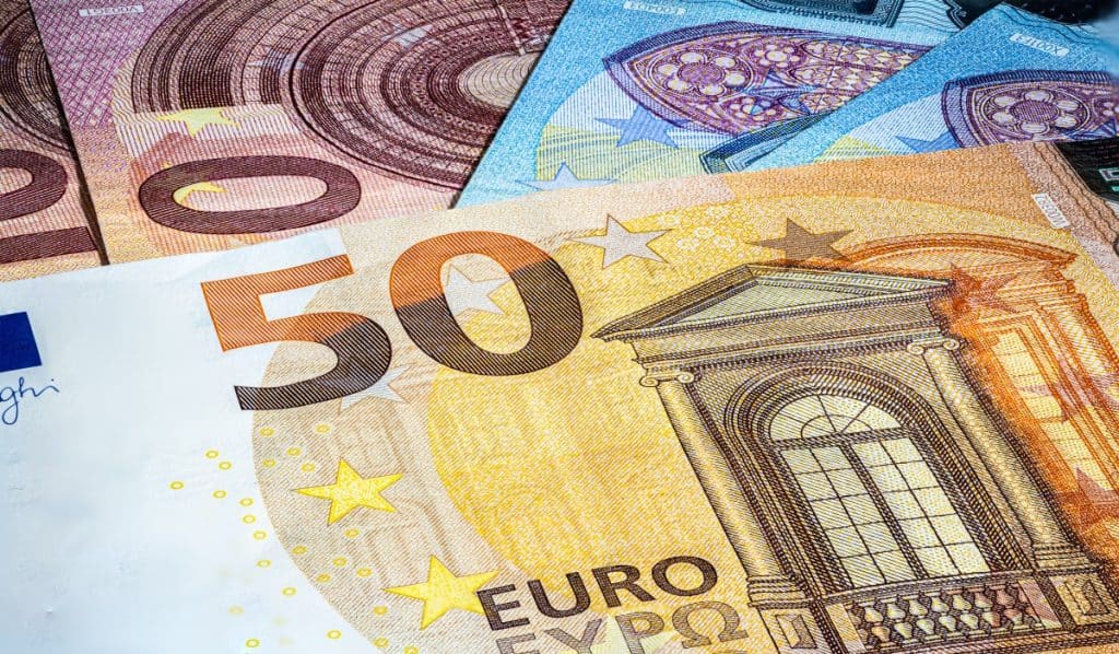Vpliv kreditne zgodovine na prihodnje posojilne možnosti Vpliv kreditne zgodovine na prihodnje posojilne možnosti